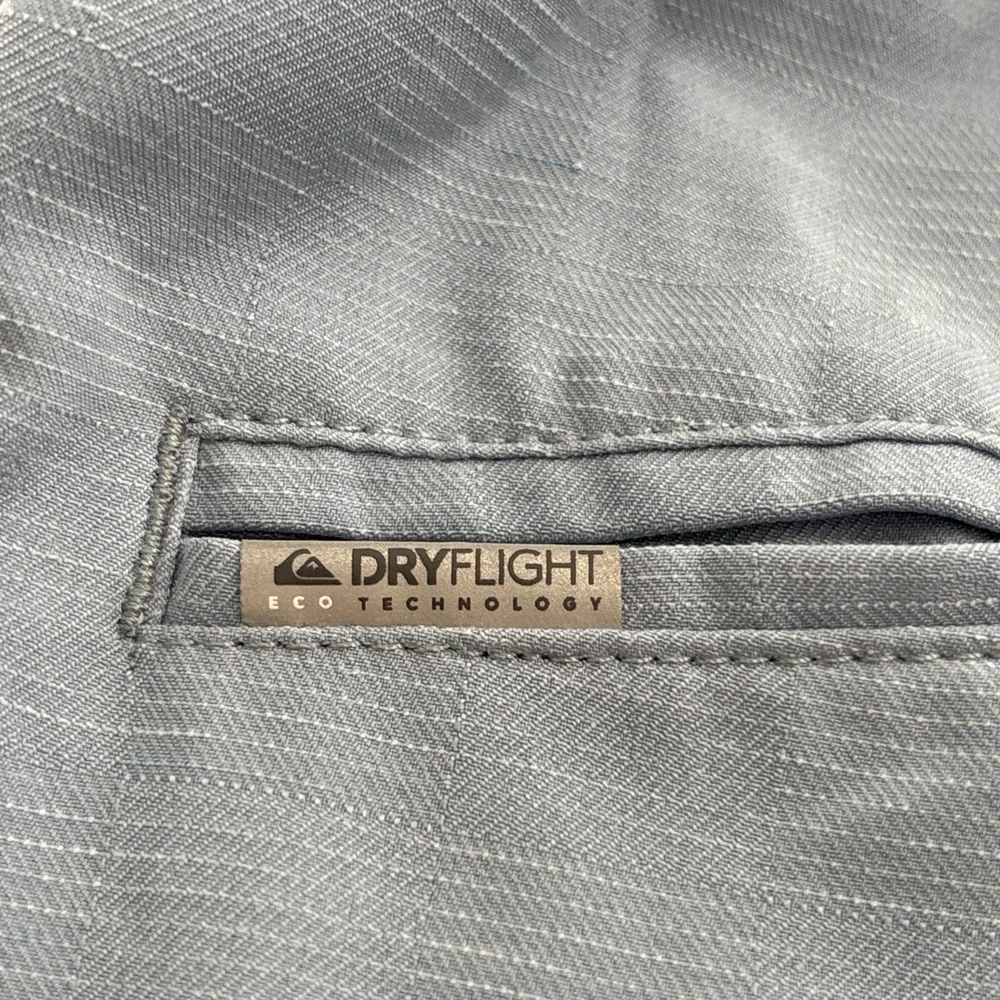Quiksilver Amphibian Shorts Mens Size S Pale Blue Surf Sail Swim‎ Shorts